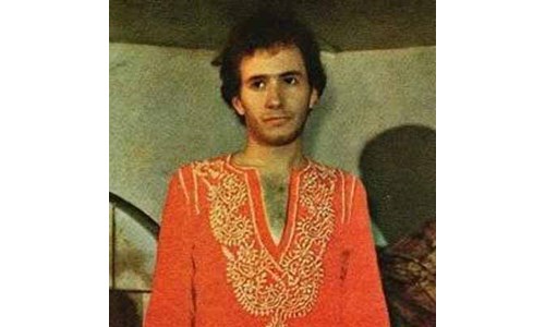 NEZİH CİHANOĞLU  (GİTAR)